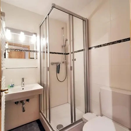公寓 With The Most Beautiful Panorama View! - 4 Bedrooms, 2 Bathrooms, Big Corner Garden With Wide View On The Mountains And The Amazing Rhone Valley! *