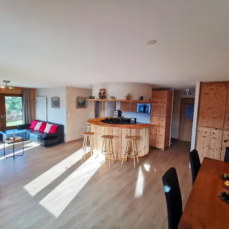With The Most Beautiful Panorama View! - 4 Bedrooms, 2 Bathrooms, Big Corner Garden With Wide View On The Mountains And The Amazing Rhone Valley! Lejlighed *